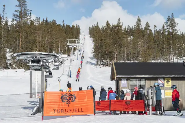 Dagens alpinanlegg har 3 heiser og 8 nedfarter