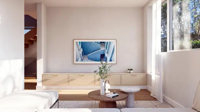 Selger har i samarbeid med arkitekt og interiørarkitekt, gjennomgå en grundig prosess for å finne en stil som harmoniserer med bygget og beliggenheten. Det tas sikte på å skape en varm, lun og elegant stemning.