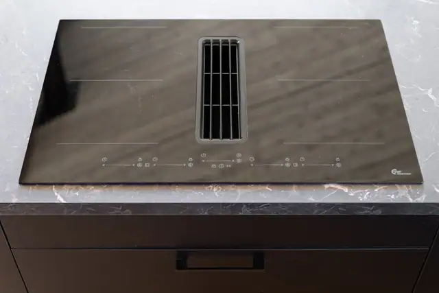 Benkeventilator i stekesonen