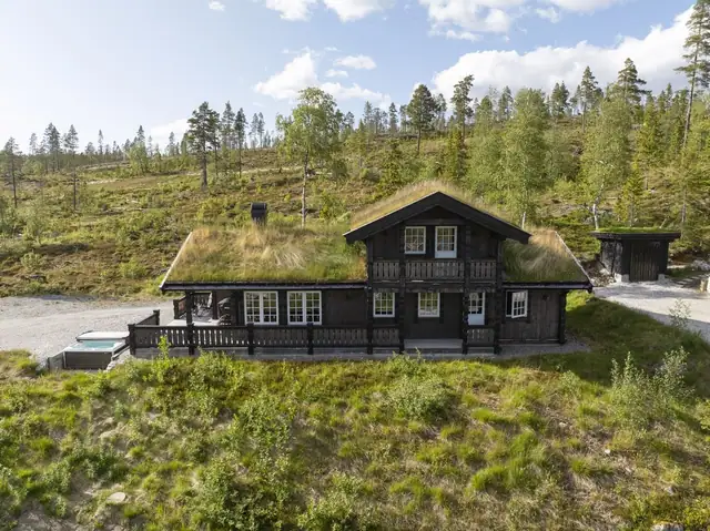 Turuhaugen 13, på toppen av "Turuhaugen" - Presentert av Nordvik Bolig  / Christer Barman Gabrielsen  - 950 41 364 - Foto Ole Evin Tangen