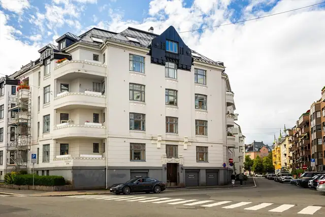 Velkommen til Frederik Stangs gate 44 - En attraktiv 4-roms leilighet beliggende sentralt på Frogner FOTO: Anne Andersen